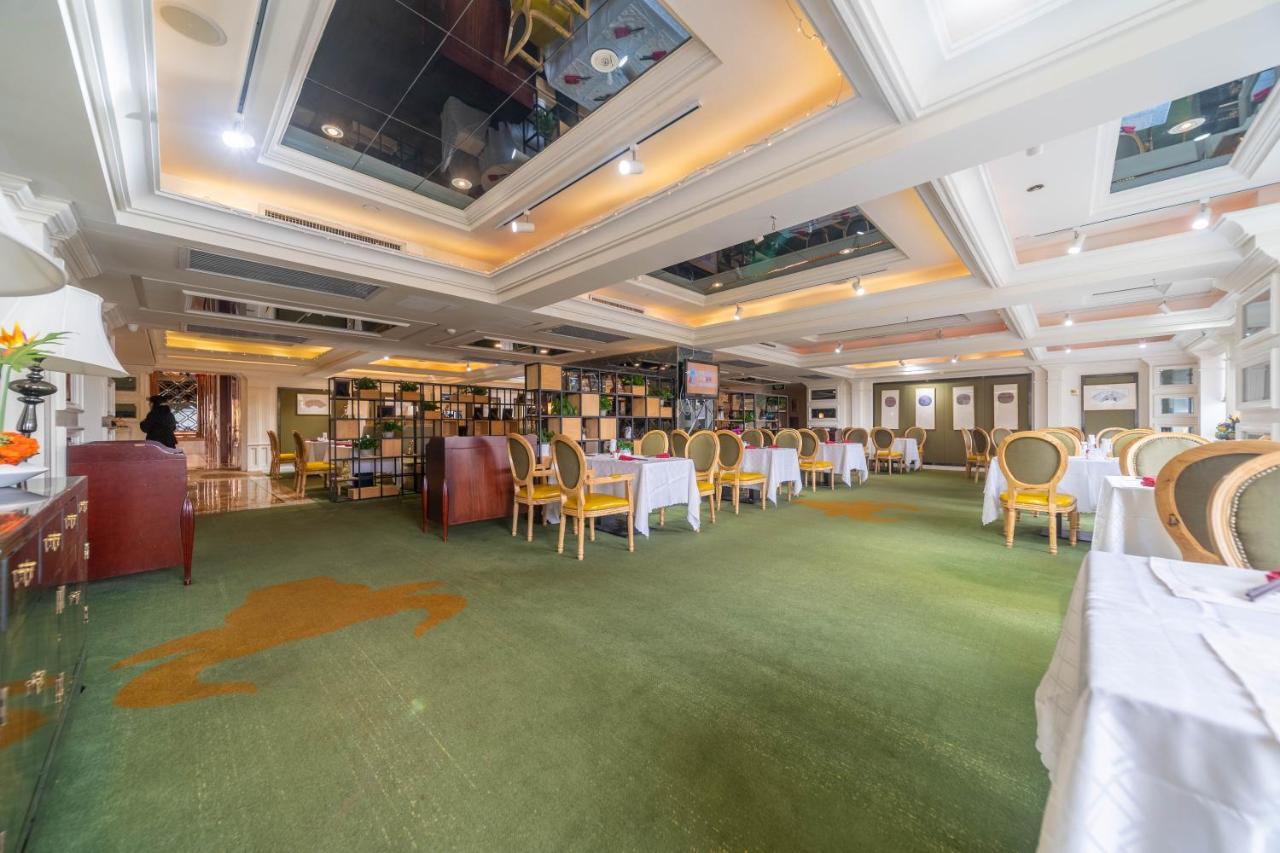 Ramada Yichang Hotel Eksteriør bilde