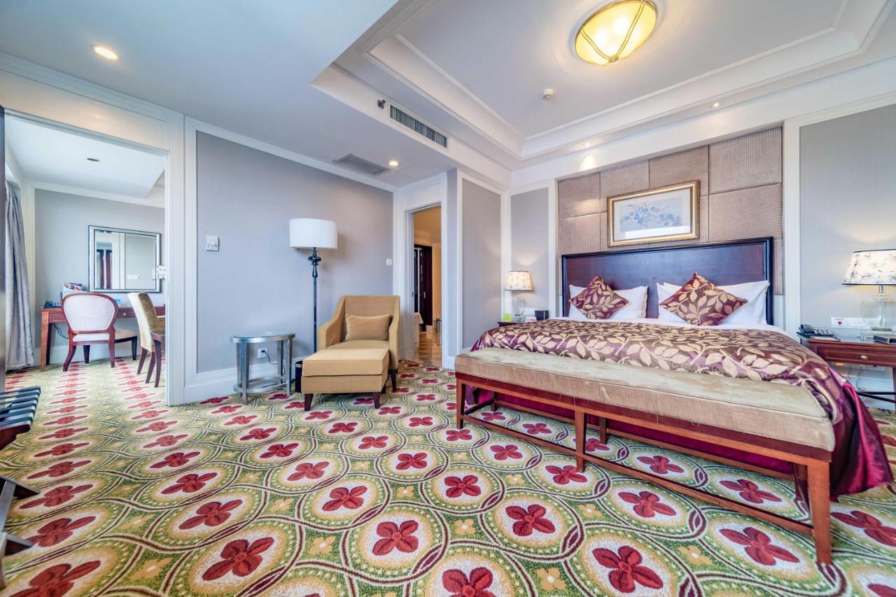 Ramada Yichang Hotel Eksteriør bilde