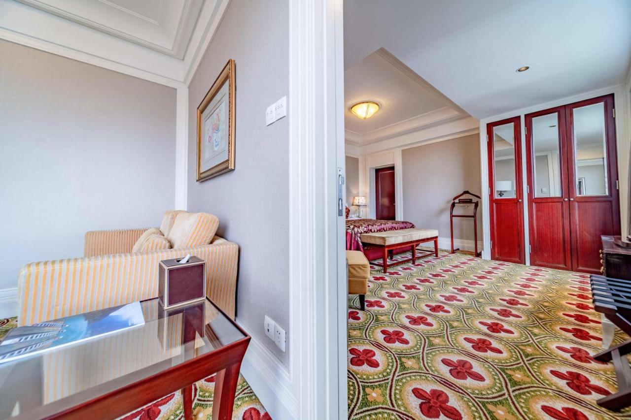 Ramada Yichang Hotel Eksteriør bilde