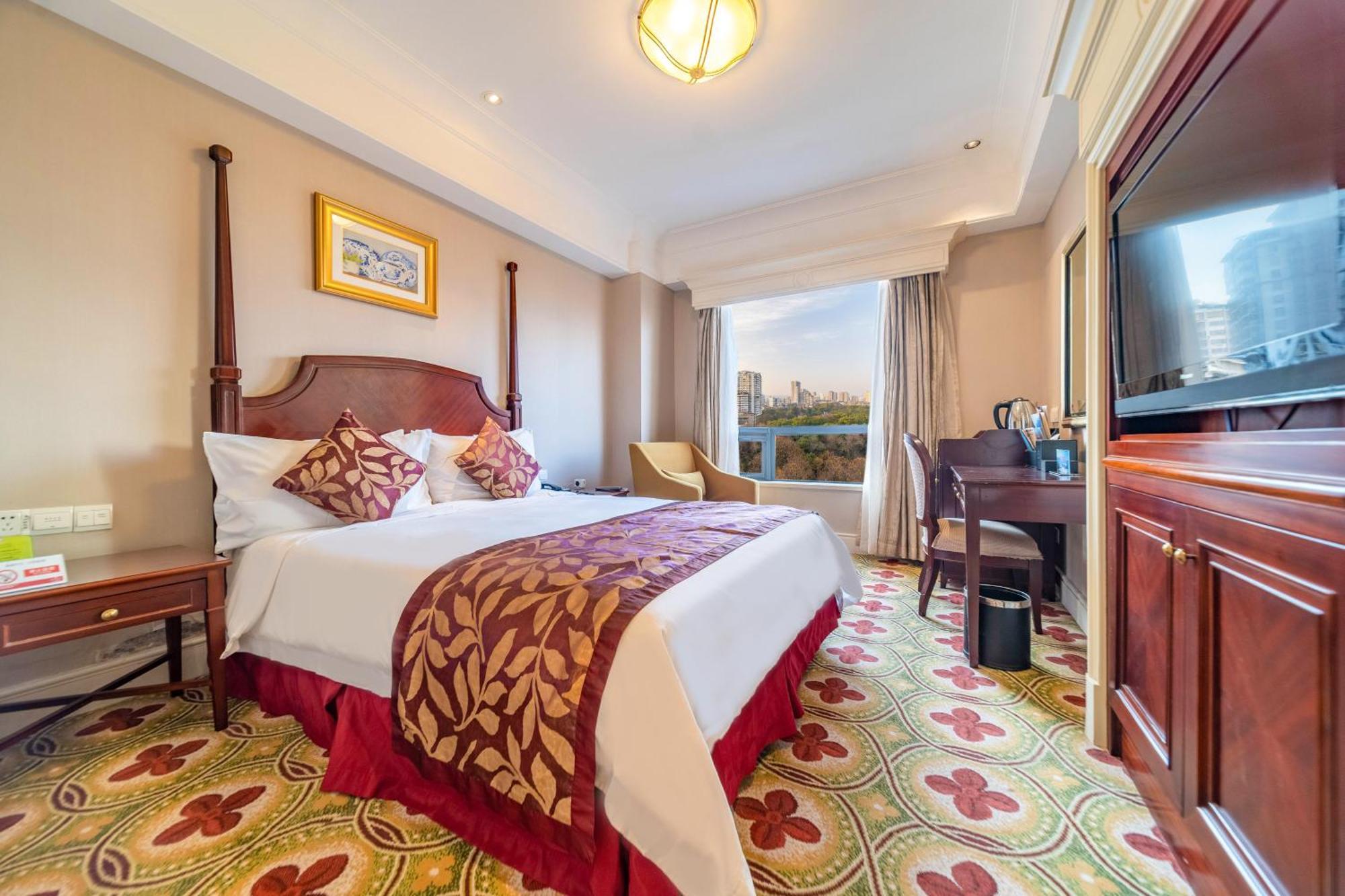 Ramada Yichang Hotel Eksteriør bilde
