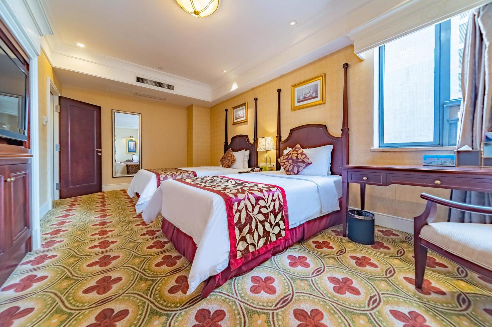 Ramada Yichang Hotel Eksteriør bilde